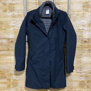 Black Patagonia tres 3-1 long coat with grey puffer - medium